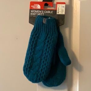 BNWT North Face teal mittens L/XL